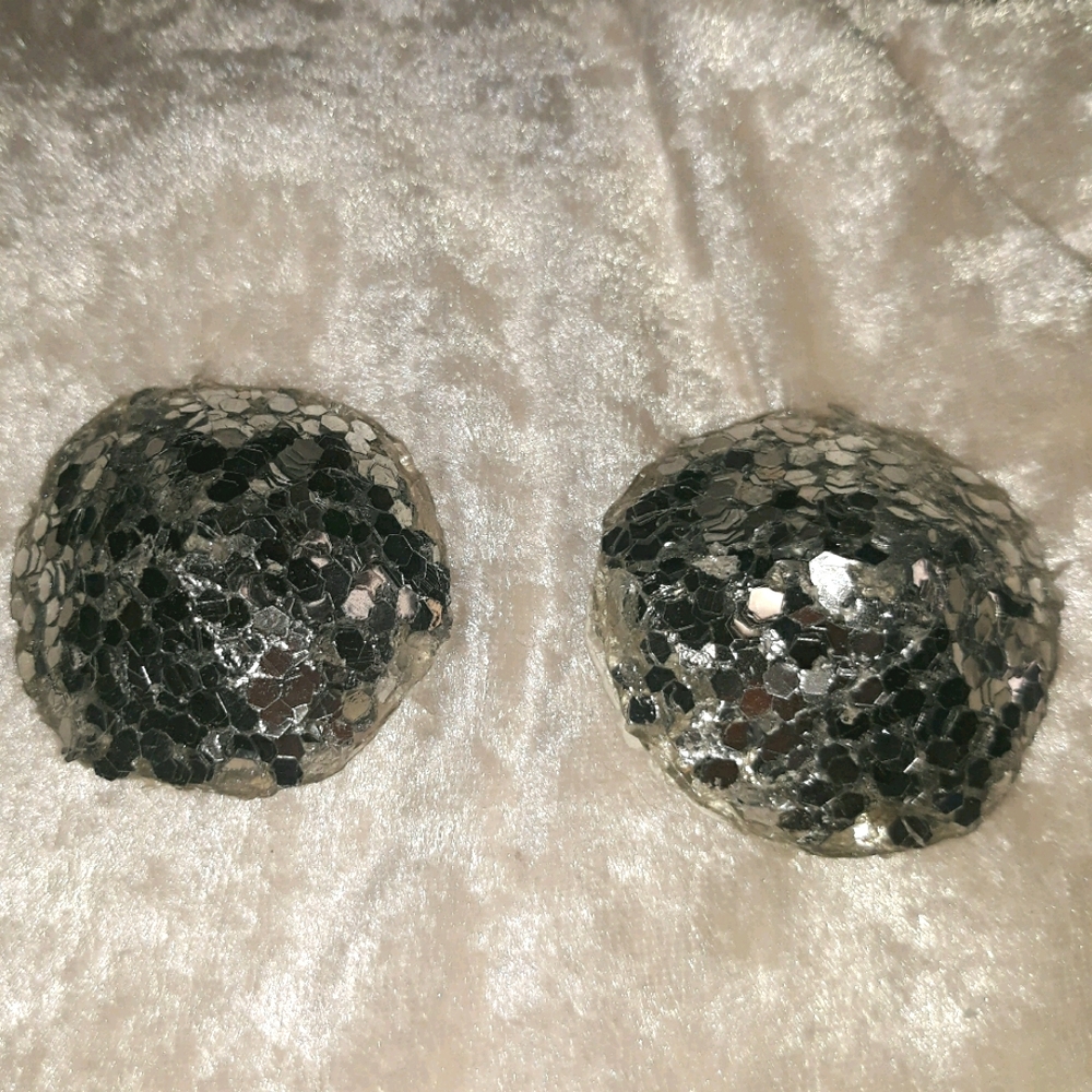 Exotic nipple pasties
